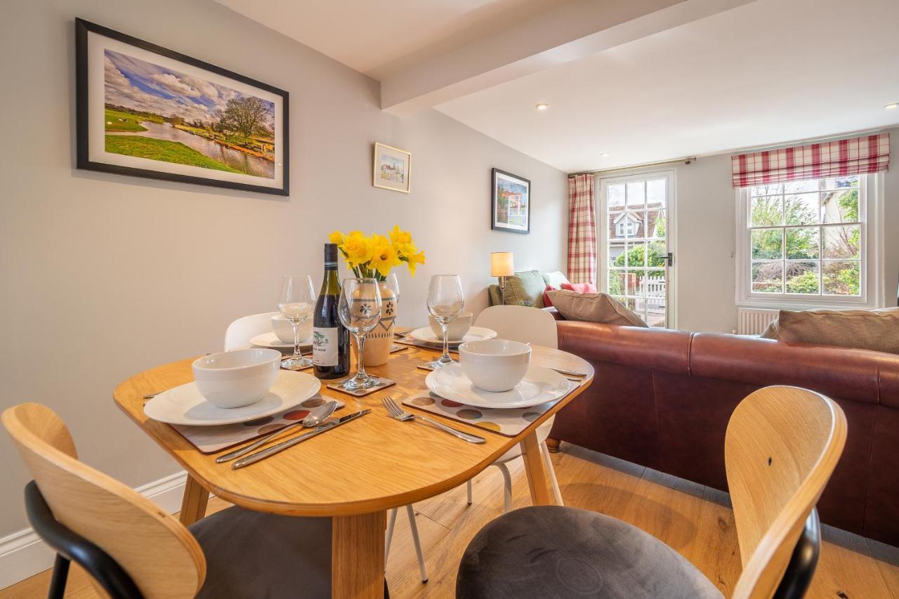 Adorable Cottage With A Log Burner In Heavenly Village - Constable Lodge Nayland Buitenkant foto