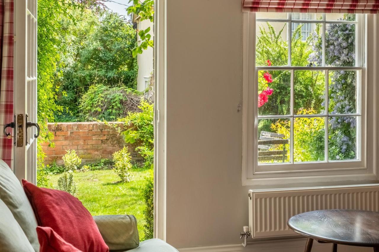 Adorable Cottage With A Log Burner In Heavenly Village - Constable Lodge Nayland Buitenkant foto